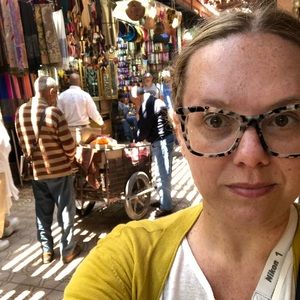 Meet your Posher, Lisa